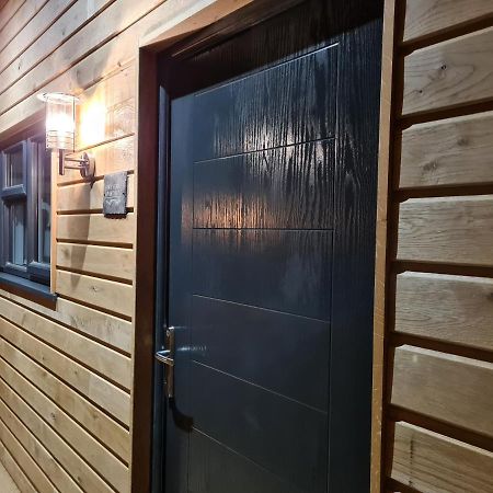 Wyvern Apartment Йеавил Экстерьер фото