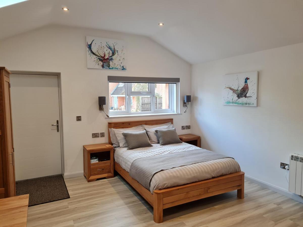 Wyvern Apartment Йеавил Экстерьер фото